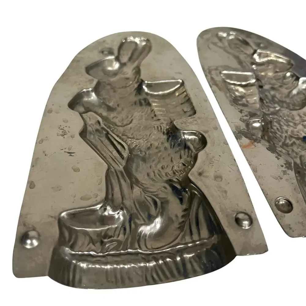 Vintage Antique Rabbit Easter Bunny Metal Chocolate Mold Tin 8” Standing Basket